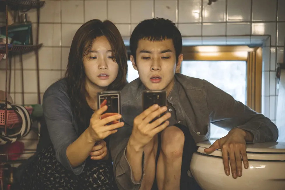 🇰🇷 기생충 (2019)