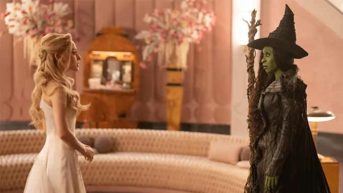 ‘위키드: 포 굿’ 리뷰 – 존 M. 추의 브로드웨이 뮤지컬 영화 2부, 1편보다 더 높이 난다