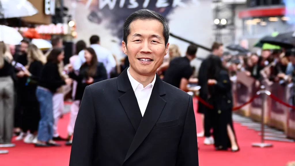 ‘오션스’ 프리퀄 정이삭 감독 하차… 또 제작 차질